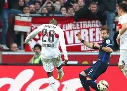 九州棋牌-包含柏林赫塔球员完成帽子戏法，成为焦点人物的词条